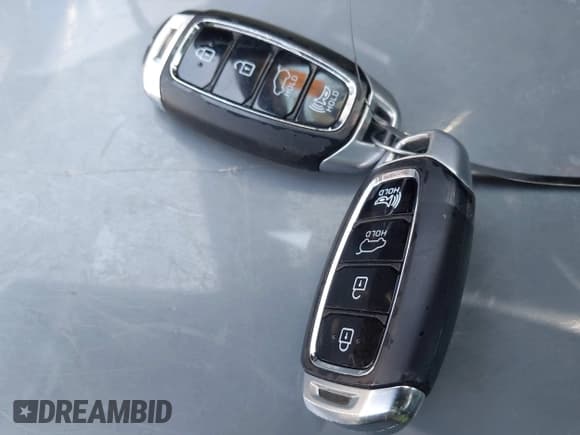 ✅ 2020 Hyundai Santa Fe Limited • VIN: 5NMS5CAA9LH291668 • Лот: 41993600. Опубликован ранее на IAAI с пробегом 43 857 миль. Бесплатный доступ к архиву аукционных продаж из США и подробный отчёт об истории автомобиля на DreamBid. Изображение 11.
