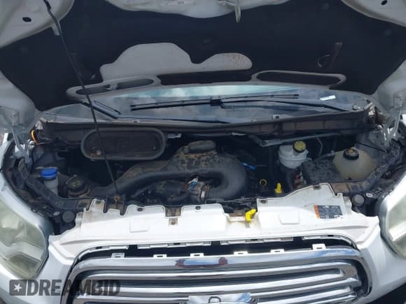 ✅ 2016 Ford Transit XL • VIN: 1FBZX2ZM4GKB10363 • Lot: 43261712. Wystawiony na IAAI z przebiegiem 86 070 mil. Bezpłatny archiwum sprzedaży aukcyjnych z USA i szczegółowy raport historii pojazdu na DreamBid. Zdjęcie 10.