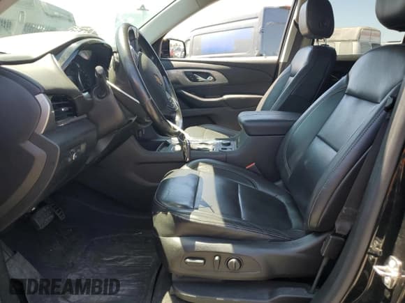 ✅ 2018 Chevrolet Traverse RS • VIN: 1GNERJKXXJJ272392 • Lot: 66351164. Wystawiony na Copart z przebiegiem 126 846 mil. Bezpłatny archiwum sprzedaży aukcyjnych z USA i szczegółowy raport historii pojazdu na DreamBid. Zdjęcie 7.
