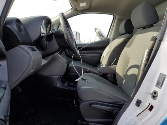 ✅ 2020 Nissan NV200 S • VIN: 3N6CM0KN9LK699424 • Лот: 51315565. Опубликован ранее на Copart с пробегом 129 333 миль. Бесплатный доступ к архиву аукционных продаж из США и подробный отчёт об истории автомобиля на DreamBid. Изображение 7.