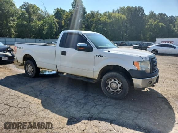 ✅ 2012 Ford F-150 XL • VIN: 1FTPF1EFXCKD38109 • Lot: 71618565. Listed on Copart with 225,068 mi. Free auction sales archive from the USA and detailed vehicle history report at DreamBid. Image 4.