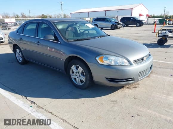 ✅ 2006 Chevrolet Impala LS • VIN: 2G1WB58K669271725 • Lot: 43553277. Wystawiony na IAAI z przebiegiem 150 296 mil. Bezpłatny archiwum sprzedaży aukcyjnych z USA i szczegółowy raport historii pojazdu na DreamBid. Zdjęcie 1.