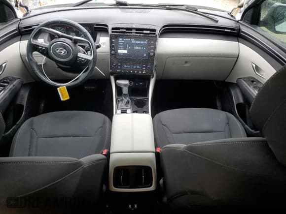 ✅ 2022 Hyundai Tucson SEL • VIN: 5NMJF3AE5NH029385 • Lot: 73526214. Wystawiony na Copart z przebiegiem 52 150 mil. Bezpłatny archiwum sprzedaży aukcyjnych z USA i szczegółowy raport historii pojazdu na DreamBid. Zdjęcie 8.