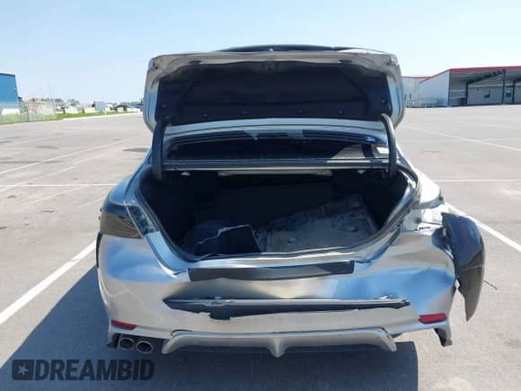 2021 Toyota Camry Hybrid SE z VIN 4T1G31AKXMU562641, wystawiony jako IAAI lot #42415712 z przebiegiem 71 085 mil mil oraz . Historia ofert i sprzedaży dostępna na DreamBid. Obrazek 16.