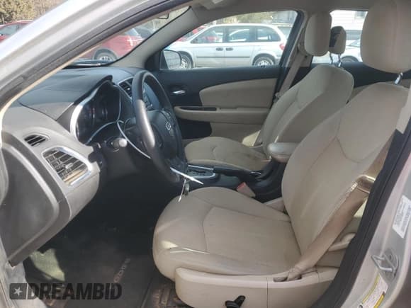 ✅ 2011 Dodge Avenger Express • VIN: 1B3BD4FG3BN559039 • Lot: 80277444. Wystawiony na Copart z przebiegiem 226 259 mil. Bezpłatny archiwum sprzedaży aukcyjnych z USA i szczegółowy raport historii pojazdu na DreamBid. Zdjęcie 7.