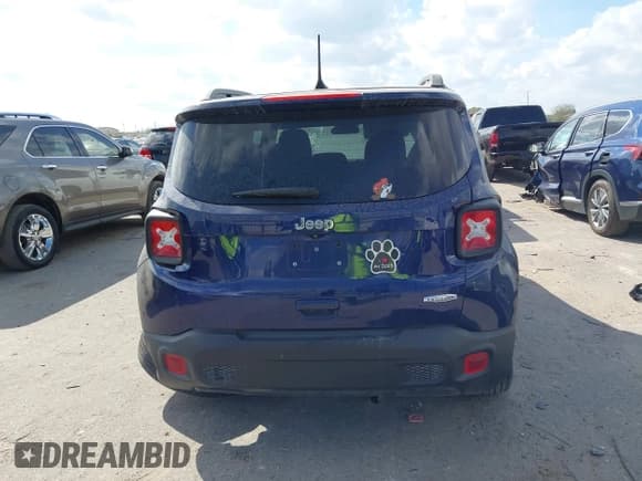 ✅ 2021 Jeep Renegade Latitude • VIN: ZACNJCBB2MPM45422 • Lot: 43500071. Listed on IAAI with 77,285 mi. Free auction sales archive from the USA and detailed vehicle history report at DreamBid. Image 15.