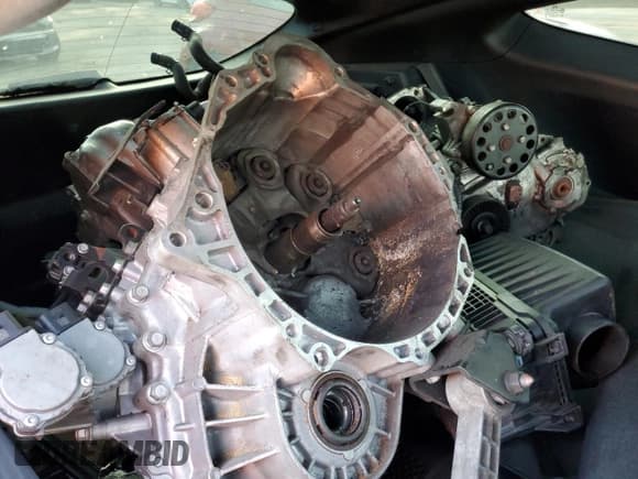 ✅ 2013 Hyundai Veloster w/Gray Int • VIN: KMHTC6AD9DU160820 • Lot: 70059004. Wystawiony na Copart z przebiegiem Nie podano. Bezpłatny archiwum sprzedaży aukcyjnych z USA i szczegółowy raport historii pojazdu na DreamBid. Zdjęcie 12.