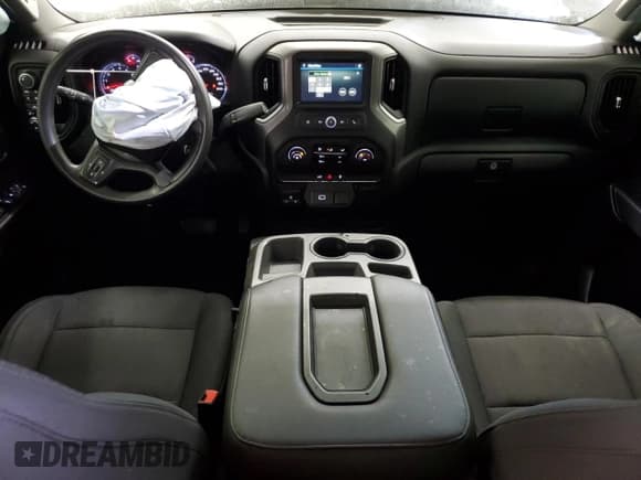 ✅ 2019 Chevrolet Silverado 1500 Custom • VIN: 1GCRYBEF7KZ372233 • Lot: 72448114. Wystawiony na Copart z przebiegiem 56 151 mil. Bezpłatny archiwum sprzedaży aukcyjnych z USA i szczegółowy raport historii pojazdu na DreamBid. Zdjęcie 8.