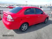 ✅ 2011 Chevrolet Aveo 2LT • VIN: KL1TG5DE2BB134437 • Lot: 41605283. Wystawiony na IAAI z przebiegiem 107 673 mil. Bezpłatny archiwum sprzedaży aukcyjnych z USA i szczegółowy raport historii pojazdu na DreamBid. Zdjęcie 4.
