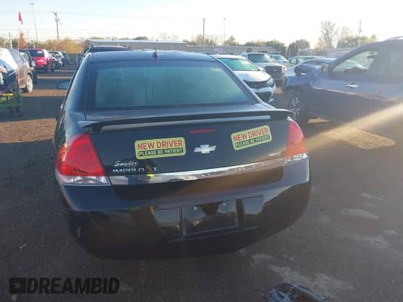 2010 Chevrolet Impala LT z VIN 2G1WB5EK0A1140687, wystawiony jako IAAI lot #43470217 z przebiegiem Nie podano mil oraz . Historia ofert i sprzedaży dostępna na DreamBid. Obrazek 17.