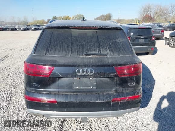 ✅ 2017 Audi Q7 Premium Plus • VIN: WA1LAAF79HD036322 • Лот: 43642903. Опубликован ранее на IAAI с пробегом 151 956 миль. Бесплатный доступ к архиву аукционных продаж из США и подробный отчёт об истории автомобиля на DreamBid. Изображение 16.