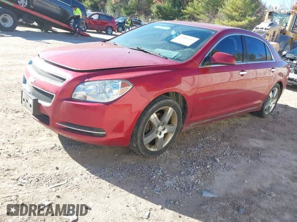 ✅ 2012 Chevrolet Malibu 1LT • VIN: 1G1ZC5E09CF238153 • Lot: 43586193. Listed on IAAI with 188,234 mi. Free auction sales archive from the USA and detailed vehicle history report at DreamBid. Image 2.