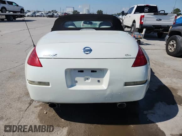 ✅ 2006 Nissan 350Z Grand Touring • VIN: JN1AZ36AX6M453719 • Лот: 71473715. Опубликован ранее на Copart с пробегом Не указан. Бесплатный доступ к архиву аукционных продаж из США и подробный отчёт об истории автомобиля на DreamBid. Изображение 6.