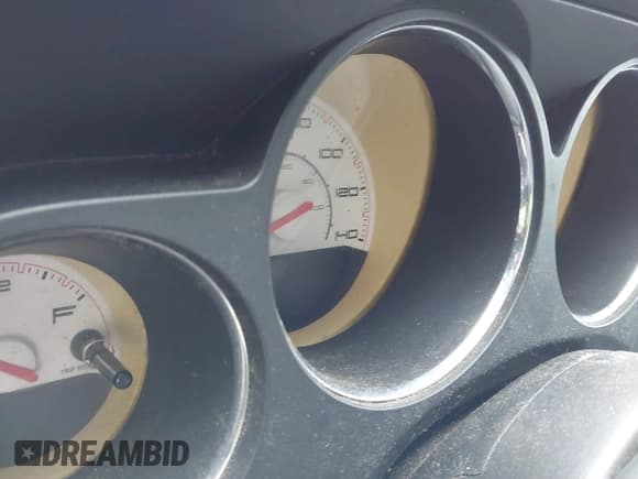 ✅ 2011 Dodge Challenger • VIN: 2B3CJ4DG6BH542115 • Лот: 41586159. Опубликован ранее на IAAI с пробегом 213 722 миль. Бесплатный доступ к архиву аукционных продаж из США и подробный отчёт об истории автомобиля на DreamBid. Изображение 7.