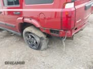 ✅ 2006 Jeep Commander • VIN: 1J8HG48K16C231811 • Лот: 42811376. Опубликован ранее на IAAI с пробегом 248 995 миль. Бесплатный доступ к архиву аукционных продаж из США и подробный отчёт об истории автомобиля на DreamBid. Изображение 6.