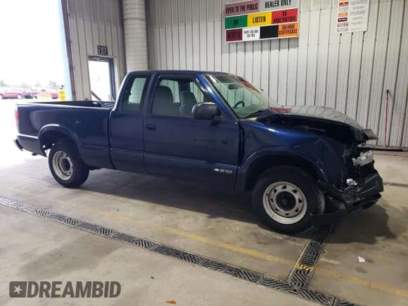 ✅ 2002 Chevrolet S-10 Fleet • VIN: 1GCCS195328203786 • Лот: 52860215. Опубликован ранее на Copart с пробегом 91 719 миль. Бесплатный доступ к архиву аукционных продаж из США и подробный отчёт об истории автомобиля на DreamBid. Изображение 4.