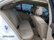 ✅ 2013 Mercedes-Benz C 300 Sport • VIN: WDDGF8AB4DR267712 • Лот: 60232485. Опубликован ранее на Copart с пробегом 56 942 миль. Бесплатный доступ к архиву аукционных продаж из США и подробный отчёт об истории автомобиля на DreamBid. Изображение 10.