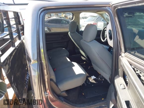 ✅ 2016 Ram 1500 Tradesman • VIN: 1C6RR7SM9GS367118 • Лот: 42137894. Опубликован ранее на IAAI с пробегом 145 819 миль. Бесплатный доступ к архиву аукционных продаж из США и подробный отчёт об истории автомобиля на DreamBid. Изображение 8.