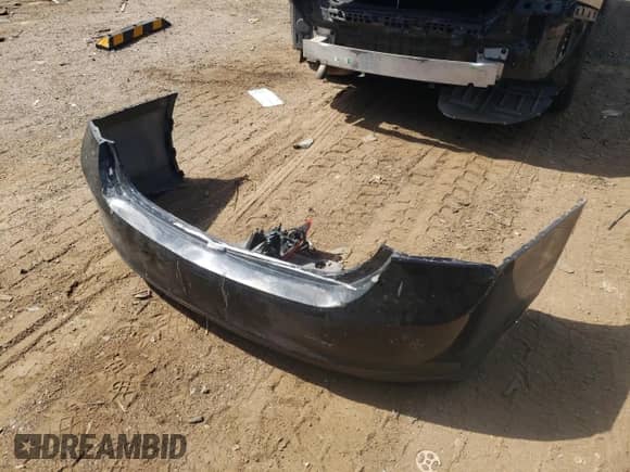 ✅ 2019 Chevrolet Malibu LS • VIN: 1G1ZB5ST1KF105029 • Лот: 62115415. Опубликован ранее на Copart с пробегом 116 467 миль. Бесплатный доступ к архиву аукционных продаж из США и подробный отчёт об истории автомобиля на DreamBid. Изображение 12.