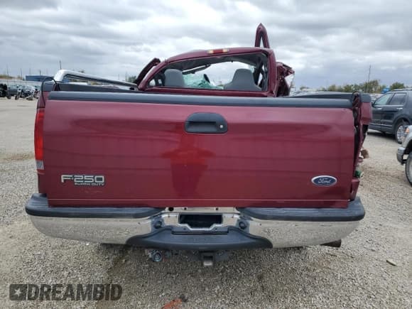 ✅ 2004 Ford F-250 XL • VIN: 1FTNF21P74EA61852 • Lot: 87275955. Wystawiony na Copart z przebiegiem 63 670 mil. Bezpłatny archiwum sprzedaży aukcyjnych z USA i szczegółowy raport historii pojazdu na DreamBid. Zdjęcie 6.