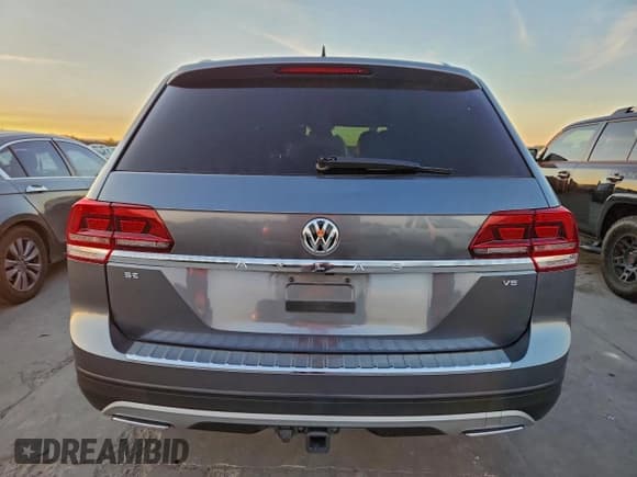 ✅ 2019 Volkswagen Atlas SE • VIN: 1V2DR2CA6KC594648 • Lot: 96090475. Listed on Copart with 91,452 mi. Free auction sales archive from the USA and detailed vehicle history report at DreamBid. Image 6.