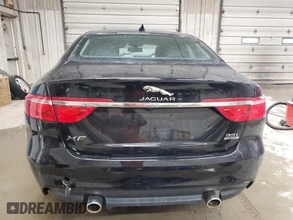 ✅ 2016 Jaguar XF 35t Prestige • VIN: SAJBK4BV7GCY20167 • Lot: 44058185. Wystawiony na Copart z przebiegiem Nie podano. Bezpłatny archiwum sprzedaży aukcyjnych z USA i szczegółowy raport historii pojazdu na DreamBid. Zdjęcie 6.