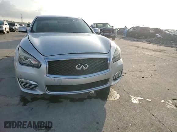 ✅ 2017 Infiniti Q70 3.7 • VIN: JN1BY1AP6HM740551 • Lot: 54435405. Listed on Copart with 103,557 mi. Free auction sales archive from the USA and detailed vehicle history report at DreamBid. Image 13.