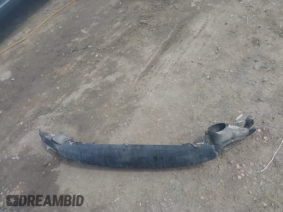 ✅ 2017 Hyundai Azera • VIN: KMHFG4JG9HA579046 • Лот: 40135653. Опубликован ранее на IAAI с пробегом Не указан. Бесплатный доступ к архиву аукционных продаж из США и подробный отчёт об истории автомобиля на DreamBid. Изображение 11.