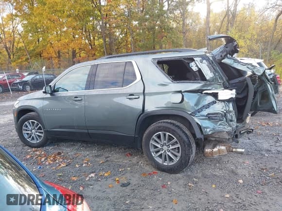 ✅ 2022 Chevrolet Traverse LT Cloth • VIN: 1GNEVGKW1NJ169714 • Lot: 43468604. Wystawiony na IAAI z przebiegiem 46 169 mil. Bezpłatny archiwum sprzedaży aukcyjnych z USA i szczegółowy raport historii pojazdu na DreamBid. Zdjęcie 14.