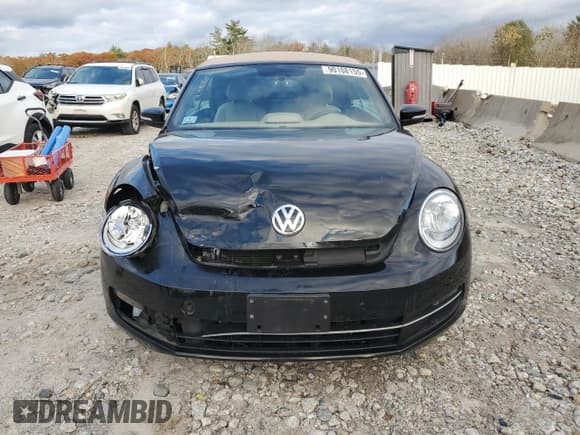 ✅ 2014 Volkswagen Beetle 2.0L TDI • VIN: 3VW5L7AT2EM822718 • Lot: 90108155. Listed on Copart with 90,723 mi. Free auction sales archive from the USA and detailed vehicle history report at DreamBid. Image 5.