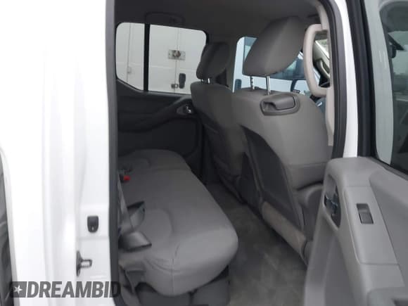 ✅ 2012 Nissan Frontier SV • VIN: 1N6AD0ER3CC400327 • Lot: 42783566. Wystawiony na IAAI z przebiegiem 69 837 mil. Bezpłatny archiwum sprzedaży aukcyjnych z USA i szczegółowy raport historii pojazdu na DreamBid. Zdjęcie 8.