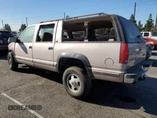 ✅ 1993 GMC Suburban • VIN: 1GKGK26NXPJ711771 • Lot: 85515174. Wystawiony na Copart z przebiegiem 63 064 mil. Bezpłatny archiwum sprzedaży aukcyjnych z USA i szczegółowy raport historii pojazdu na DreamBid. Zdjęcie 2.