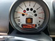 ✅ 2013 MINI Countryman • VIN: WMWZB3C51DWM08520 • Lot: 85321165. Wystawiony na Copart z przebiegiem 106 742 mil. Bezpłatny archiwum sprzedaży aukcyjnych z USA i szczegółowy raport historii pojazdu na DreamBid. Zdjęcie 9.