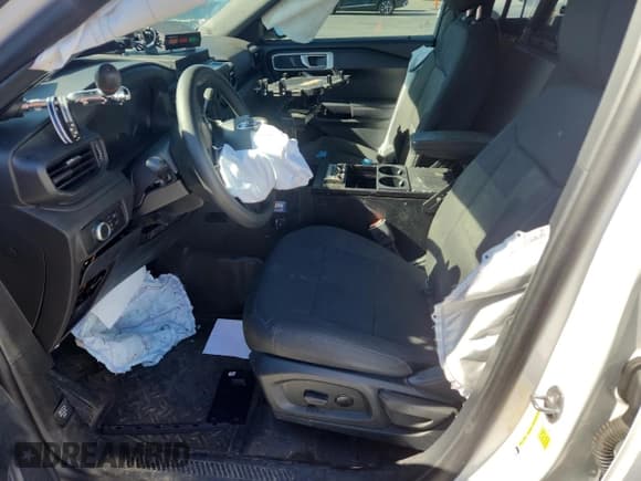 ✅ 2022 Ford Police Interceptor Utility • VIN: 1FM5K8AB8NGA31070 • Лот: 91120835. Опубликован ранее на Copart с пробегом Не указан. Бесплатный доступ к архиву аукционных продаж из США и подробный отчёт об истории автомобиля на DreamBid. Изображение 7.