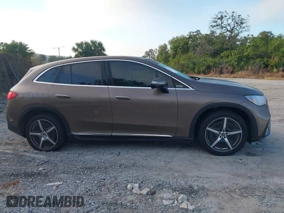 ✅ 2024 Mercedes-Benz EQE 350+ • VIN: 4JGGM2BBXRA054731 • Lot: 43495867. Listed on IAAI with 8,424 mi. Free auction sales archive from the USA and detailed vehicle history report at DreamBid. Image 13.