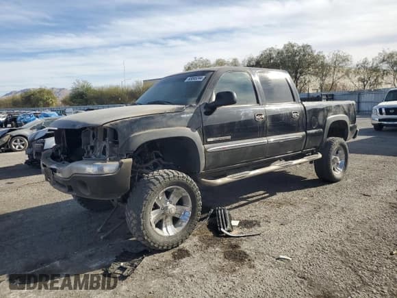 ✅ 2006 GMC Sierra 2500HD SLE2 • VIN: 1GTHK23U26F157221 • Lot: 83045244. Wystawiony na Copart z przebiegiem Nie podano. Bezpłatny archiwum sprzedaży aukcyjnych z USA i szczegółowy raport historii pojazdu na DreamBid. Zdjęcie 1.