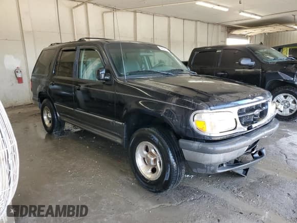 ✅ 1998 Ford Explorer XL • VIN: 1FMZU34E1WUA63589 • Lot: 85954165. Wystawiony na Copart z przebiegiem 160 166 mil. Bezpłatny archiwum sprzedaży aukcyjnych z USA i szczegółowy raport historii pojazdu na DreamBid. Zdjęcie 4.