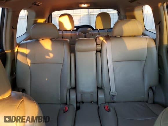 ✅ 2012 Toyota Highlander SE • VIN: 5TDBK3EH4CS154182 • Лот: 91065785. Опубликован ранее на Copart с пробегом 182 301 миль. Бесплатный доступ к архиву аукционных продаж из США и подробный отчёт об истории автомобиля на DreamBid. Изображение 10.