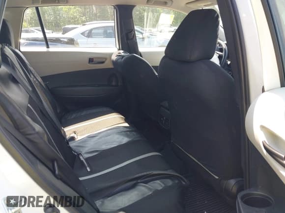 ✅ 2024 Toyota Corolla Cross L • VIN: 7MUAAAAG3RV093387 • Lot: 42406766. Listed on IAAI with 13,598 mi. Free auction sales archive from the USA and detailed vehicle history report at DreamBid. Image 8.