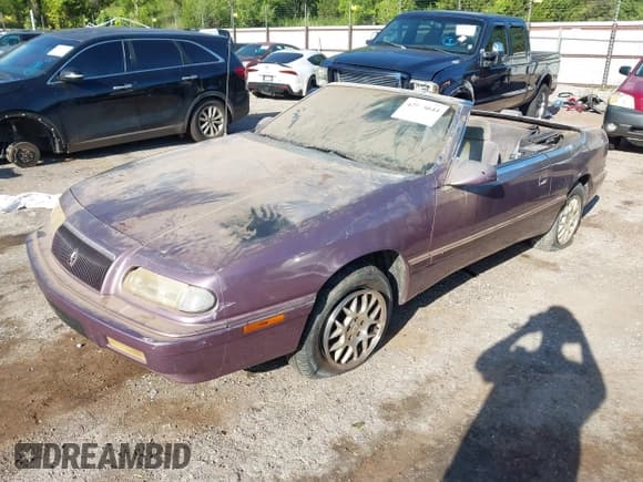 ✅ 1995 Chrysler LeBaron GTC • VIN: 1C3EU4532SF531760 • Lot: 42838644. Listed on IAAI with 138,210 mi. Free auction sales archive from the USA and detailed vehicle history report at DreamBid. Image 2.