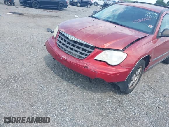 ✅ 2007 Chrysler Pacifica • VIN: 2A8GF48X47R146268 • Lot: 42806463. Listed on IAAI with 209,950 mi. Free auction sales archive from the USA and detailed vehicle history report at DreamBid. Image 6.