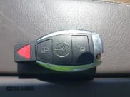 ✅ 2015 Mercedes-Benz GLK 350 • VIN: WDCGG8JB6FG435835 • Лот: 43006260. Опубликован ранее на IAAI с пробегом 109 131 миль. Бесплатный доступ к архиву аукционных продаж из США и подробный отчёт об истории автомобиля на DreamBid. Изображение 11.