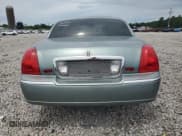 ✅ 2006 Lincoln Town Car Signature Limited • VIN: 1LNHM82V86Y626139 • Lot: 63224404. Listed on Copart with Not provided. Free auction sales archive from the USA and detailed vehicle history report at DreamBid. Image 6.