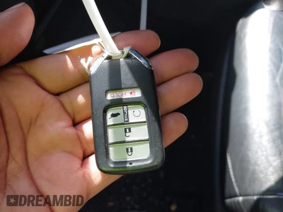 ✅ 2017 Honda Pilot EX-L • VIN: 5FNYF6H71HB061036 • Lot: 41891446. Listed on IAAI with 194,566 mi. Free auction sales archive from the USA and detailed vehicle history report at DreamBid. Image 11.