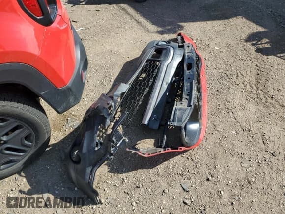 ✅ 2019 Jeep Renegade Sport • VIN: ZACNJBAB4KPK21982 • Лот: 71008935. Опубликован ранее на Copart с пробегом 50 109 миль. Бесплатный доступ к архиву аукционных продаж из США и подробный отчёт об истории автомобиля на DreamBid. Изображение 12.