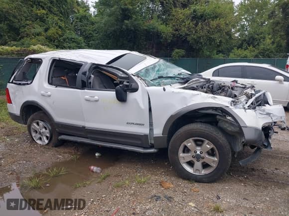 ✅ 2004 Ford Explorer XLT • VIN: 1FMZU73K14ZA69780 • Лот: 43222085. Опубликован ранее на IAAI с пробегом 91 816 миль. Бесплатный доступ к архиву аукционных продаж из США и подробный отчёт об истории автомобиля на DreamBid. Изображение 18.