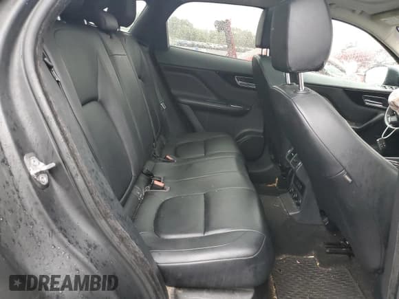 ✅ 2017 Jaguar F-Pace 35t • VIN: SADCS2BV0HA899402 • Lot: 72401724. Wystawiony na Copart z przebiegiem 215 624 mil. Bezpłatny archiwum sprzedaży aukcyjnych z USA i szczegółowy raport historii pojazdu na DreamBid. Zdjęcie 11.