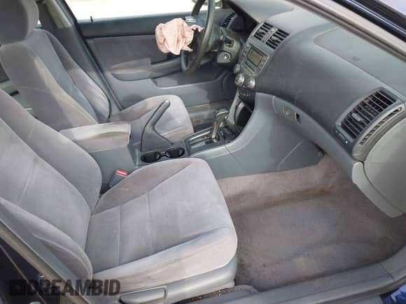 2006 Honda Accord VP with VIN JHMCM561X6C011155, listed as a IAAI auction lot 42961672 with 146,818 mi miles and . Bid and sale history available at DreamBid. Image 5.