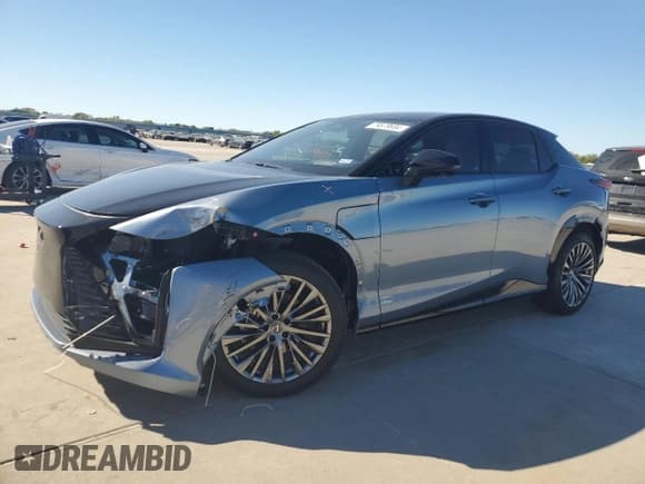 ✅ 2023 Lexus RZ 450e Premium • VIN: JTJAAAAB9PA007912 • Lot: 79579694. Wystawiony na Copart z przebiegiem 18 443 mil. Bezpłatny archiwum sprzedaży aukcyjnych z USA i szczegółowy raport historii pojazdu na DreamBid. Zdjęcie 1.