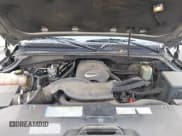 ✅ 2001 Chevrolet Suburban LT • VIN: 3GNEC16T21G248839 • Lot: 43263451. Wystawiony na IAAI z przebiegiem 238 937 mil. Bezpłatny archiwum sprzedaży aukcyjnych z USA i szczegółowy raport historii pojazdu na DreamBid. Zdjęcie 10.